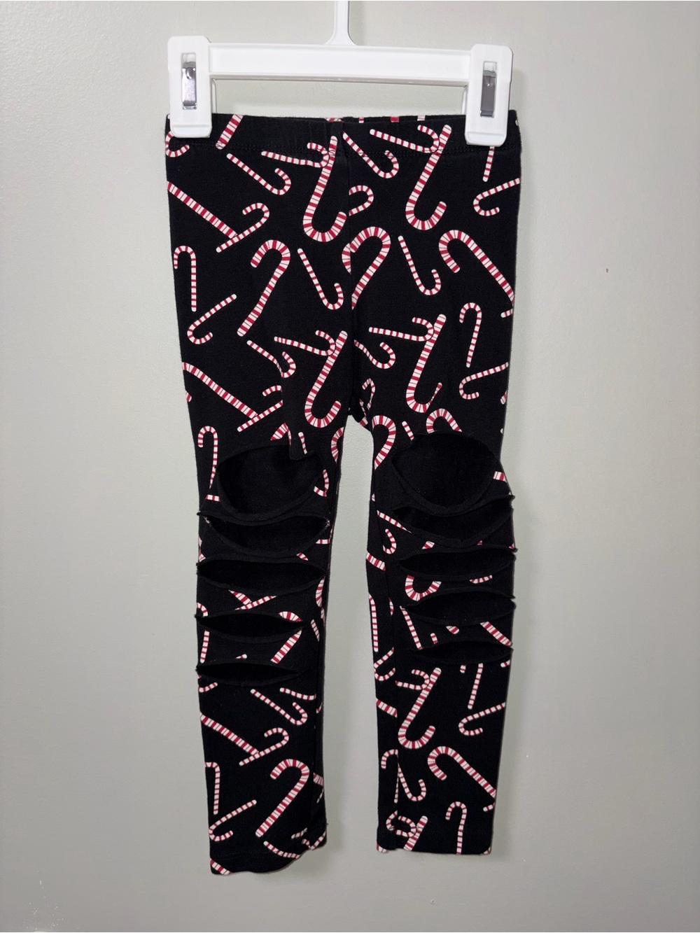 The Children’s Place Candy Canes Distressed Holes Christmas Leggings Black 3T